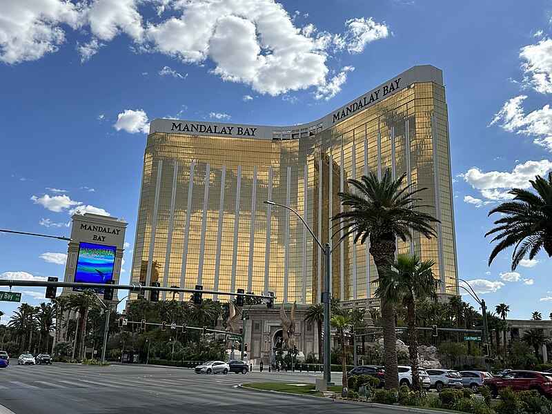 Mandalay Bay and the Shark Reef Aquarium